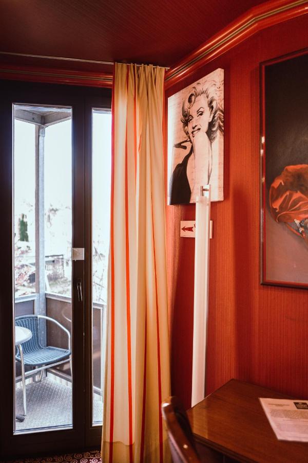 Design Hotel Euskirchen Bagian luar foto
